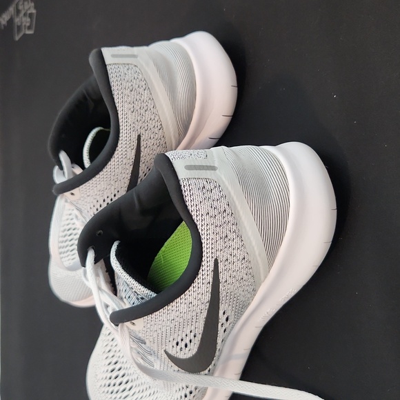 Nike Free Run - Women's - Picture 6 of 12